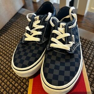 Vans Atwood navy checkered lace up, kids size 2